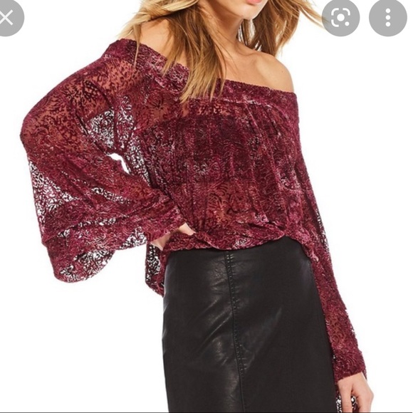 Free People Tops - Free People Gingerberry velvet burnout off the shoulder bell sleeve top